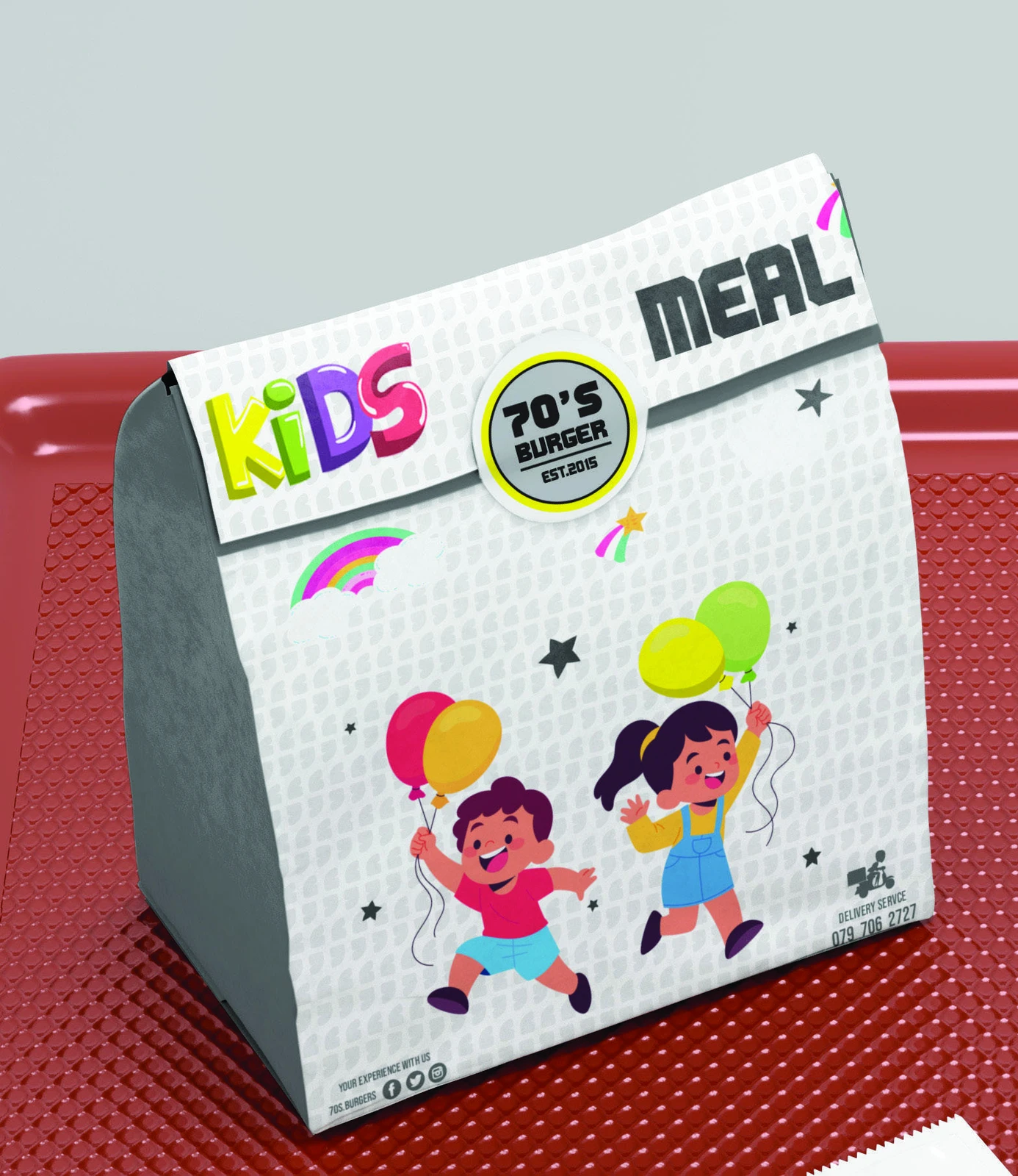 70’s Burger: kids meal packaging.